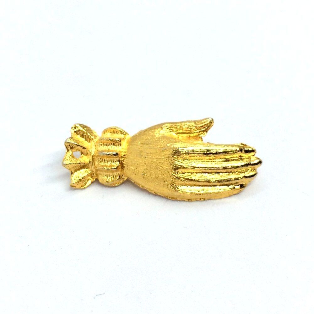 Vintage Hand Brooch Pin Gold Tone Figural Glove Retro Novelty Costume